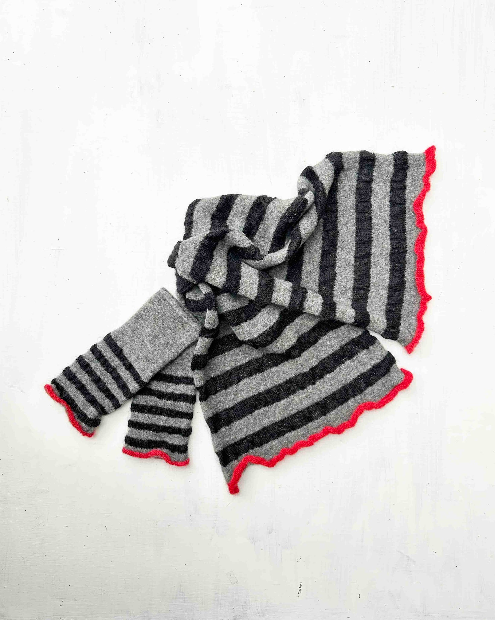 Ribbon Scarf & Gloves Set